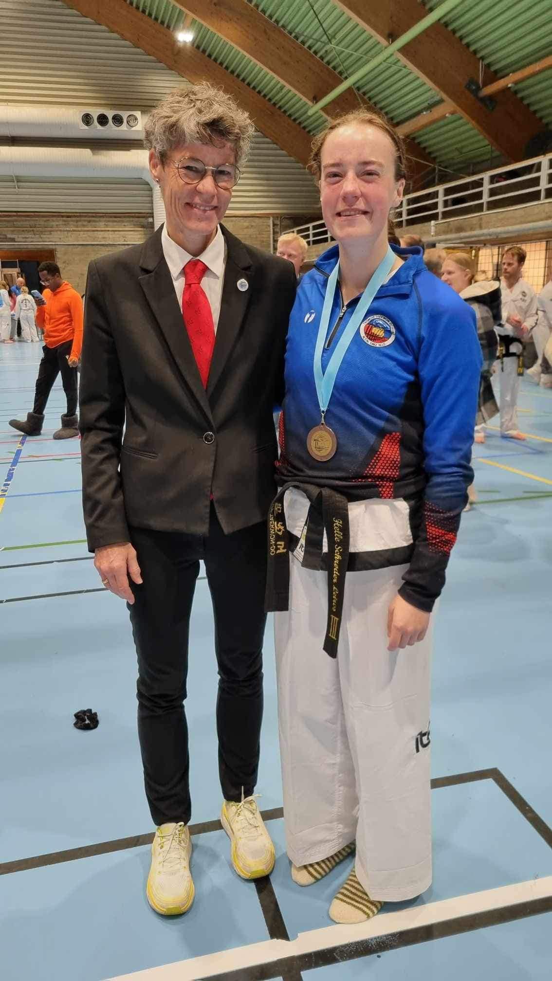 Stevneleder Hanna-Kirsti S. Leiros og deltager Helle Schrøder Leiros.